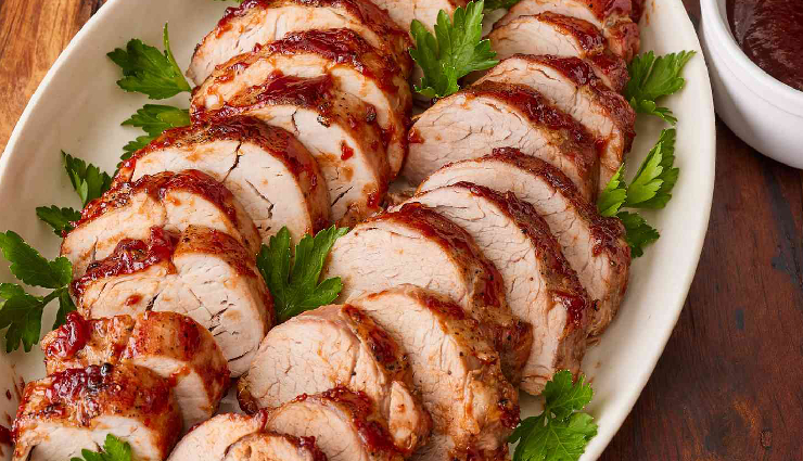 vitamin b1 deficiency symptoms,fatigue,weakness,nerve damage,mental confusion,irritability,loss of appetite,digestive issues,beriberi,foods rich in vitamin b1,whole grains,Beans,lentils,peas,pork,sunflower seeds,Nuts,nutritional yeast,breakfast cereals,trout,sesame seeds,acorn squash.