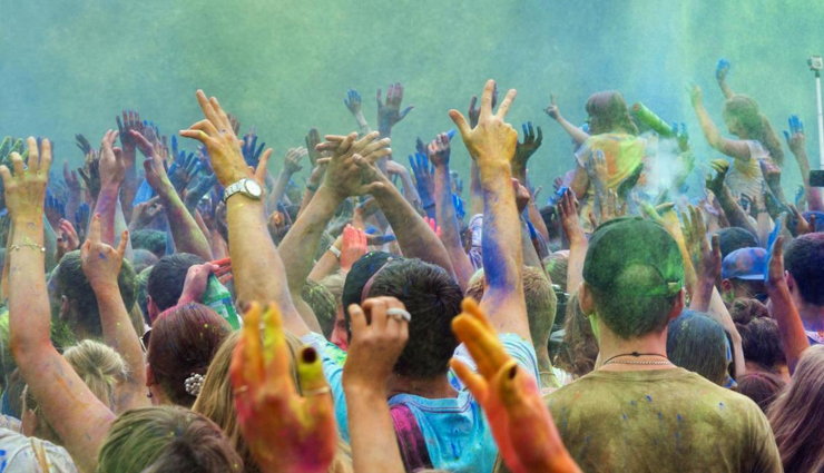 holi,holi celebration,holi celebration across the world,places where holi played,holi special,holi festival