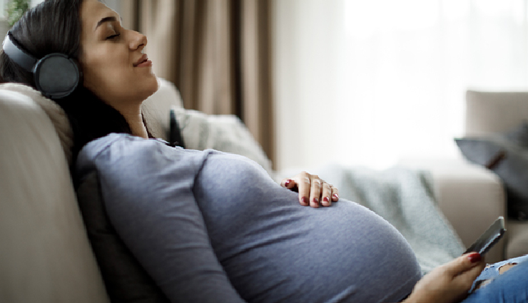 healthy pregnancy habits,natural childbirth tips,promoting vaginal delivery,pregnancy wellness tips,prenatal nutrition,exercise during pregnancy,childbirth education classes,mind-body practices for labor,hydration during pregnancy,prenatal care importance,labor support team,optimal labor positions,avoiding unnecessary interventions,positive birth mindset,natural birth preparation