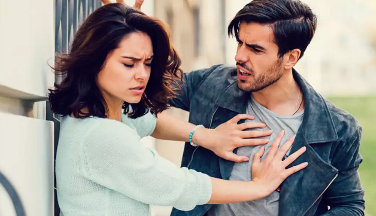 selfish in a relationship,reason being selfish in a relationship,relationship,relationship tips