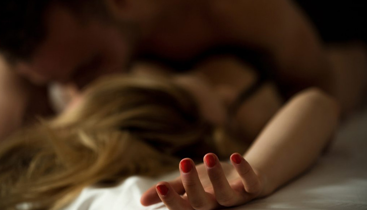 5 Ways To Add Spice To Your Intimacy Life Post Pregnancy