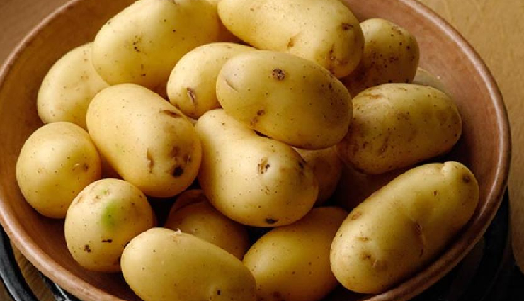 potato chips,potato chips ingredients,potato chips recipe,potato chips spicy dish,potato chips home,homemade potato chips,potato chips tasty,aloo chips