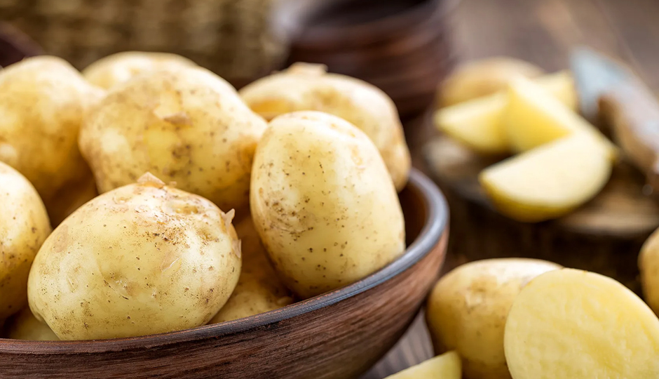 11 DIY Ways To Use Potato for Skin and Hair