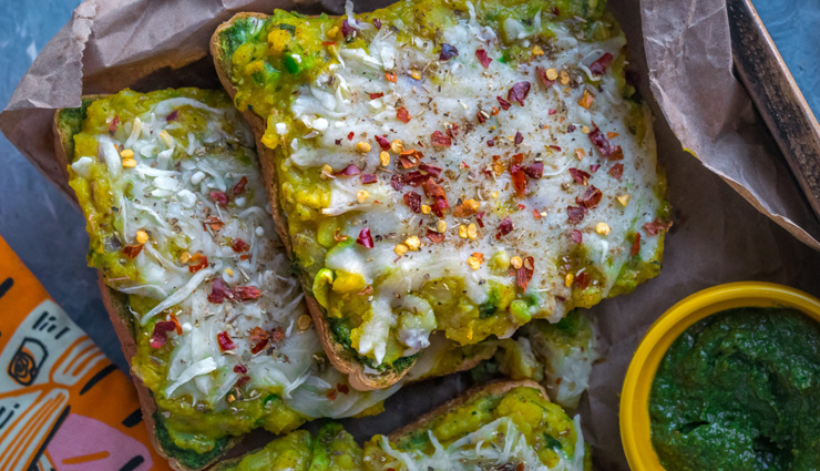 Recipe- Mouthwatering Potato Chilly Garlic Masala Toast