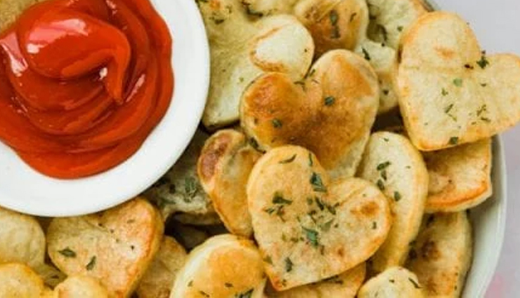 potato hearts recipe,crispy potato hearts,heart-shaped potato snacks,easy potato appetizer,quick and tasty potato recipe,savory potato hearts,potato finger food,delicious evening snack,simple party appetizer,homemade potato hearts