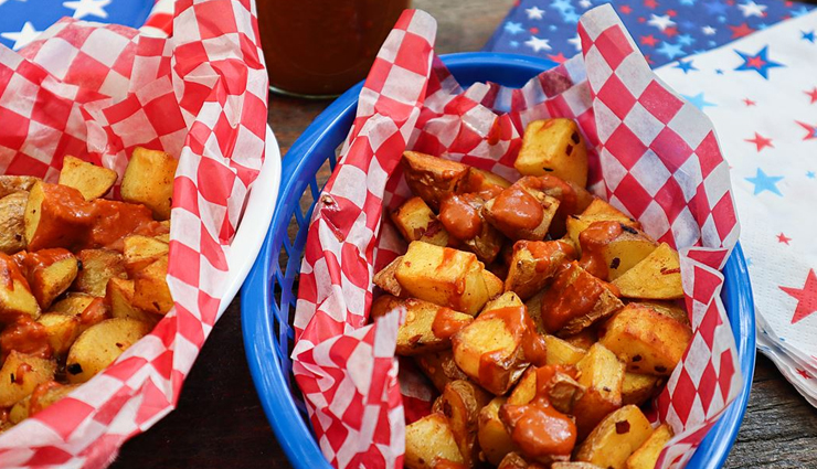 potato in hot sauce,potato in hot sauce recipe,hunger struck,food,snack recipe,easy recipes,benefits of coriander