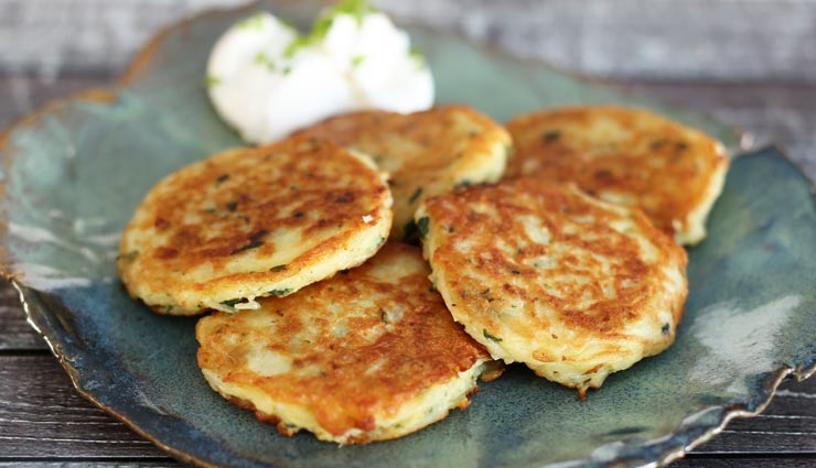 चटपटा स्वाद देगा 'पोटैटो पैनकेक', जानें बनाने का तरीका #Recipe
