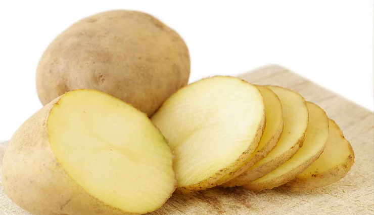 home remedies to fade acne scars,fade pimple marks naturally,treating acne scars,tips to treat pimple marks,beauty tips,beauty hacks