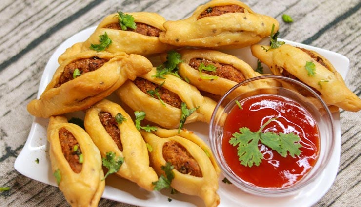 टी टाइम स्नैक्स के लिए बनाए 'पोटैटो टॉफी', बच्चों को आएगी पसंद #Recipe potato toffee recipe,recipe,recipe in hindi,special recipe