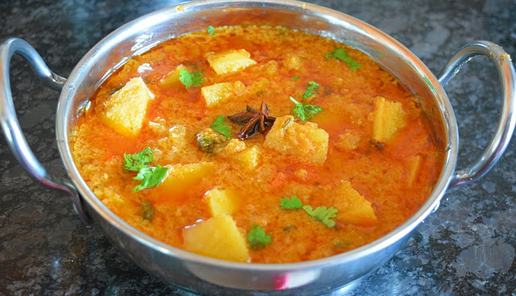 potato korma,andhra style potato korma,andhra style potato korma recipe,recipe,potato korma recipe