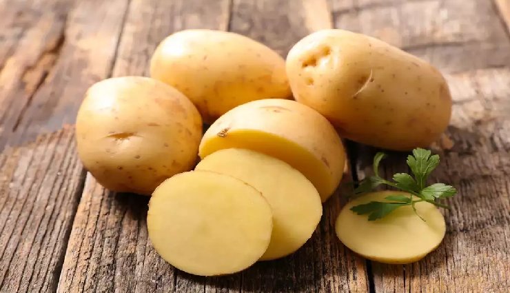 foods to avoid with diabetes,diabetic diet tips,managing diabetes with diet,high glycemic index foods,diabetes and starch,processed foods and diabetes,high sugar foods,full-fat dairy diabetes,managing blood sugar levels,healthy eating for diabetics,diabetes diet plan,diabetic nutrition advice