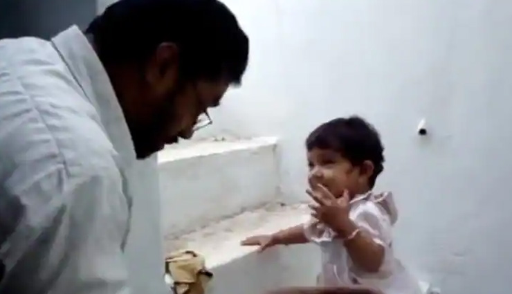 दादा को अपनी बातों से पोती ने बनाया उल्लू, दो मिनट का ये वीडियो दिन बना देगा आपका