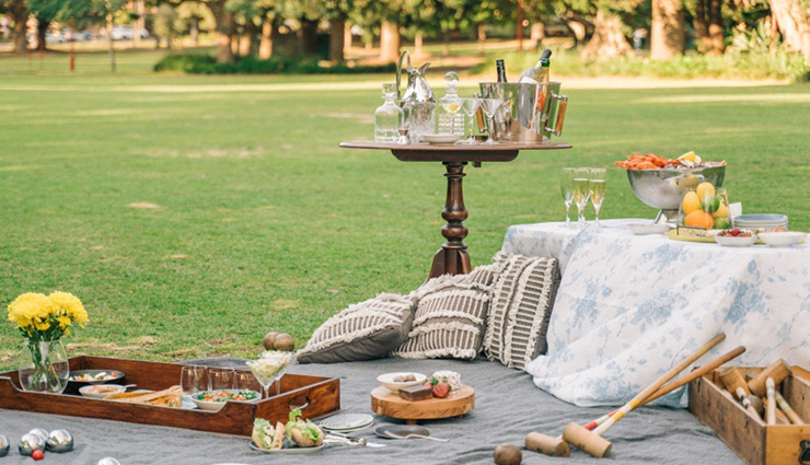 potts point,sydney,things to do at potts point,picnic date at garden island,elizabeth bay house,woolloomooloo wharf,artwork at artspace,el alamein war memorial fountain,mcelhone stairs