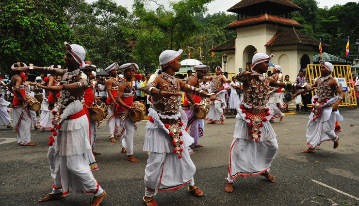 sri lanka,places to visit in sri lanka,climb to the top of sigiriya,have an ayurvedic experience,visit a tea plantation,ride the train through the hill country,catch a cricket match,visit both the buddhist temples and the hindu kovils,stay overnight in a national park,experience a poya ritual,eat a sri lankan breakfast,learn how to drape a saree or a sarong,have a meal with a sri lanka family,sri lanka tourism,tourist places,travel,holidays
