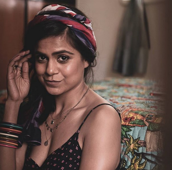 mirzapur 2,kaleen bhaiya,radha,prashansa sharma,prashansa sharma hot photos,prashansa sharma viral photos,mirzapur 2 web series news,entertainment