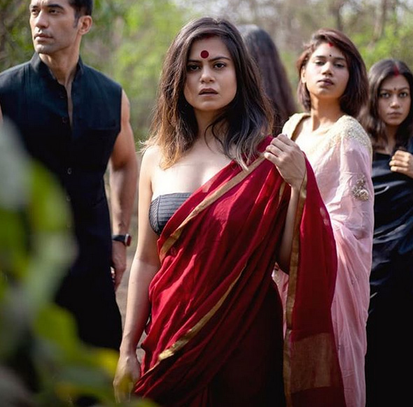 mirzapur 2,kaleen bhaiya,radha,prashansa sharma,prashansa sharma hot photos,prashansa sharma viral photos,mirzapur 2 web series news,entertainment