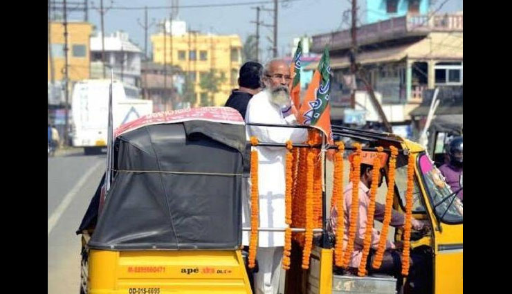 pratap chandra sarangi,pratap sarangi,amit shah,amit shah clapping,odisha,balasore,pm modi,modi government,news,news in hindi