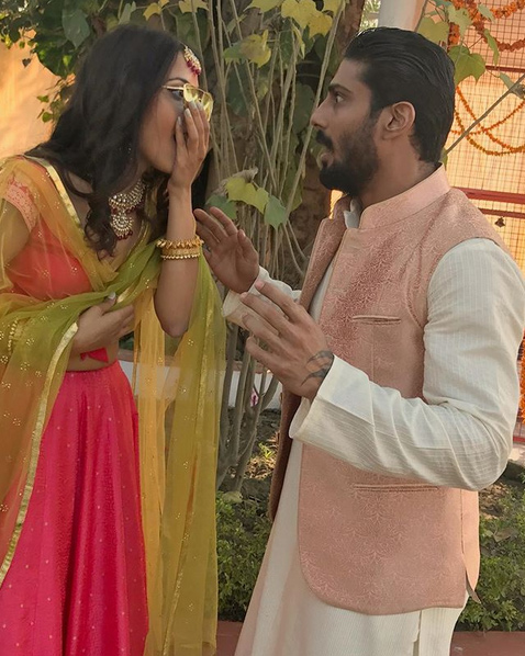 prateik babbar,prateik babbar engaged,bollywood news,entertainment news,sanya