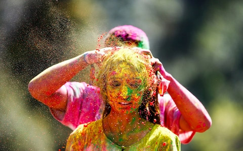 holi special,holi hair care tips,pre holi care tips,hair care tips,beauty tips