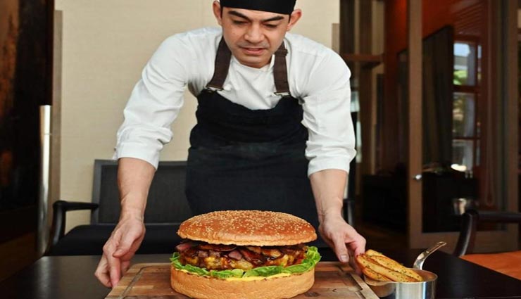 worlds most expensive burger,golden joint burger,golden burger,japan,tokyo ,दुनिया का सबसे महंगा बर्गर, गोल्डेन जॉयंट बर्गर, गोल्डन बर्गर, जापान, टोक्यो 