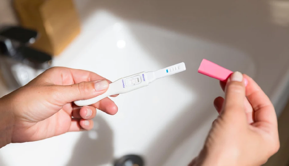 30 की उम्र के बाद गर्भधारण: क्या हो सकती हैं मुश्किलें और कब है सही समय मां बनने का?