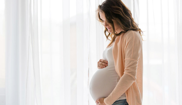 tips for pregnant women,pregnant women on holi,holi tips ,होली 2019, होली स्पेशल, हेल्थ टिप्स, हेल्थ टिप्स हिंदी में, प्रेग्नेंट महिलाओं के होली टिप्स, प्रेगनेंसी में सेहत का ध्यान