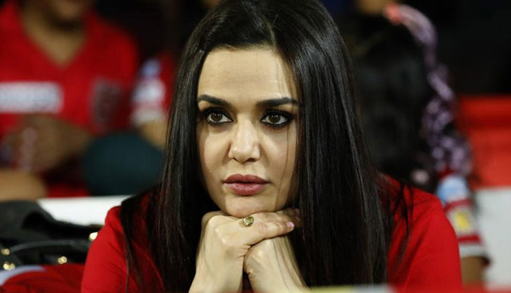 तनुश्री दत्ता मामले में नया मोड़, नाना पाटेकर की प्रेस कॉन्फ्रेंस कैंसिल bollywood,tanushree dutta,nana patekar,tanushree nana controversy,sexual harassment,press conference