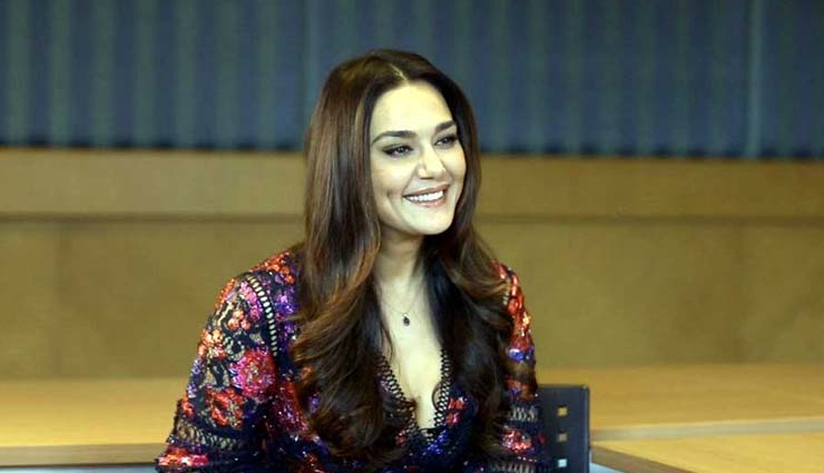 bollywood,richa chadda,metoo,metoo campaign,navel