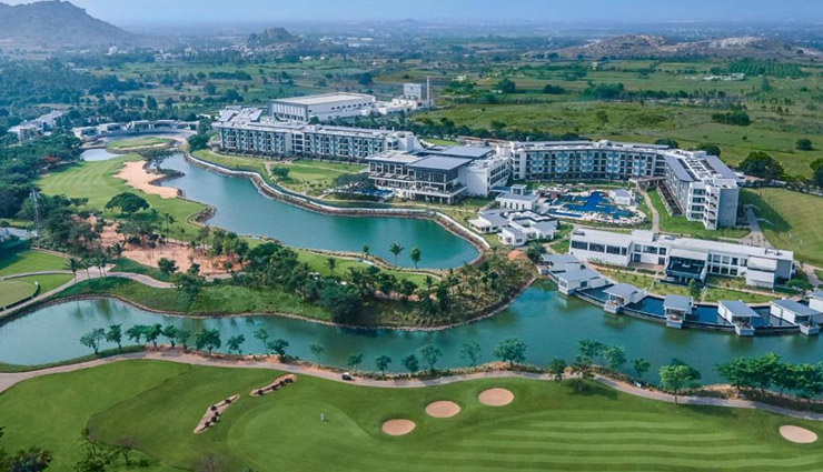 best golf courses in india,top golf courses india,prestige golfshire club bengaluru,royal springs golf course srinagar,gulmarg golf club kashmir,naldhera golf course shimla,royal calcutta golf club kolkata,kodaikanal golf club tamil nadu,dlf golf and country club gurgaon,chandigarh golf course,delhi golf club,oxford golf & country club pune,golfing in india,scenic golf courses india,historical golf courses india