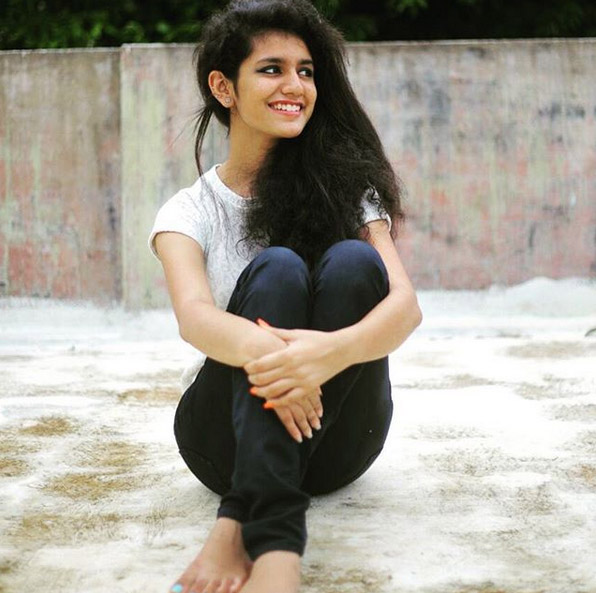 priya prakash varrier,hot pics of priya prakash varrier,latest internet sensation,entertainmnet news