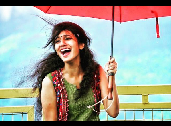 priya prakash varrier,hot pics of priya prakash varrier,latest internet sensation,entertainmnet news