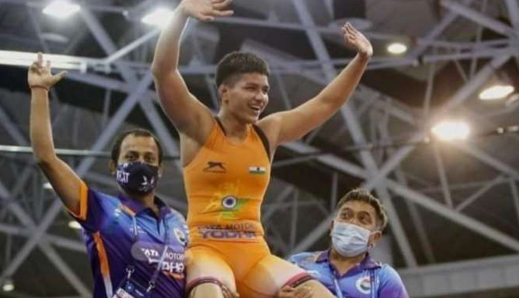 David dhawan (born rajinder dhawan; Priya Malik Gold Medal - B-Town Celebs Congratulate Wrestler Priya Malik for ...