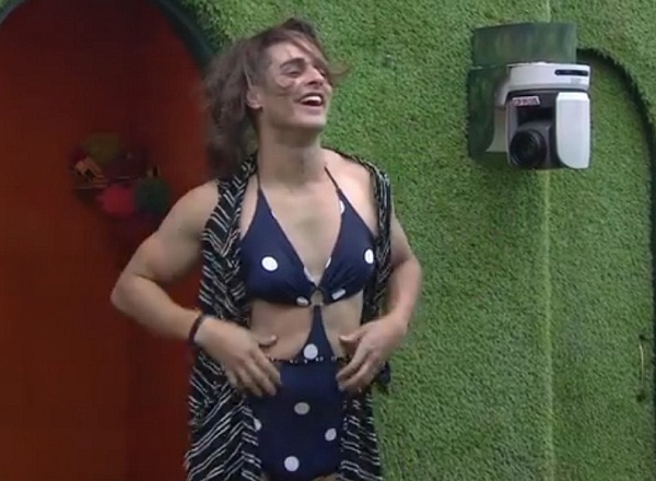 bigg boss 11,bigg boss 11 news,bigg boss 11 gossip,priyank sharma in bikini,priyank sharma,hina khan,luv tyagi,hiten tejwani