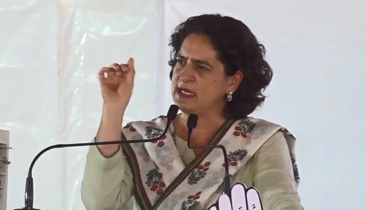 जालोर में गरजी प्रियंका गाँधी वाड्रा, बहकी-बहकी बातें कर रहे PM मोदी