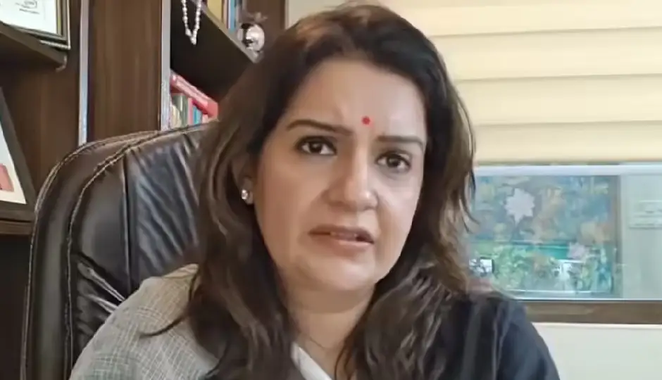 SIR पर प्रियंका चतुर्वेदी ने उठाए सवाल, बोलीं- दस्तावेज जमा किए फिर भी परिवार के नाम हटे