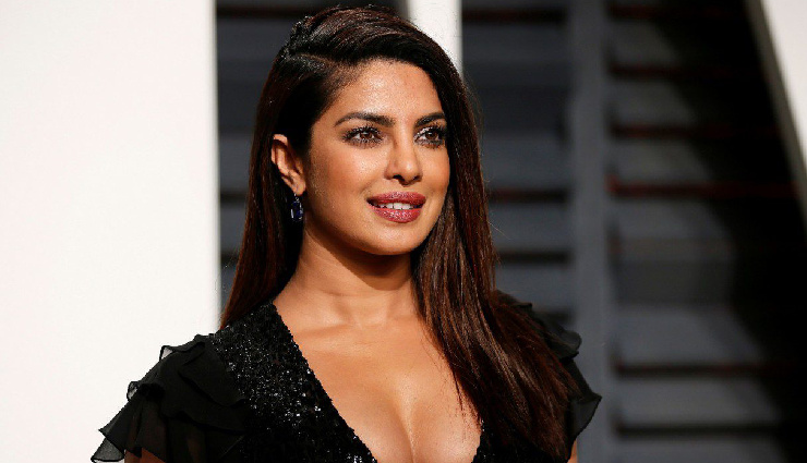 प्रियंका चोपड़ा ने शेयर किया कास्टिंग काउच का डरावना अनुभव, डायरेक्टर ने की पैंटी दिखाने की मांग