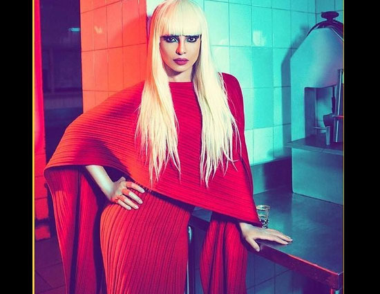 Priyanka Chopra Lady Gaga Look