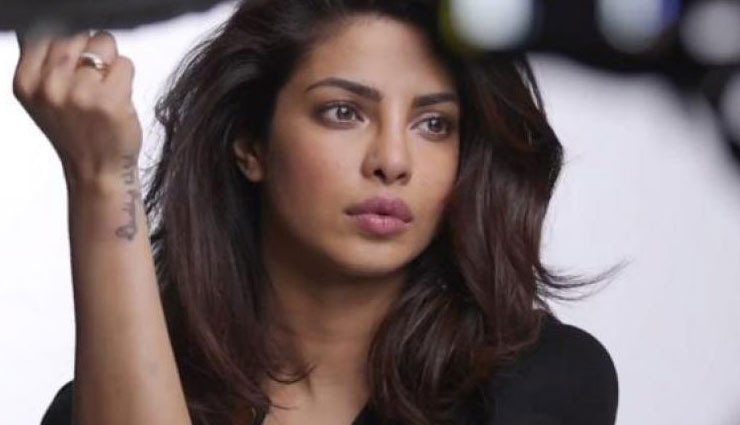 प्रियंका चोपड़ा का चौकाने वाला खुलासा - रंगभेद की वजह से गवानी पड़ी हॉलीवुड फिल्म