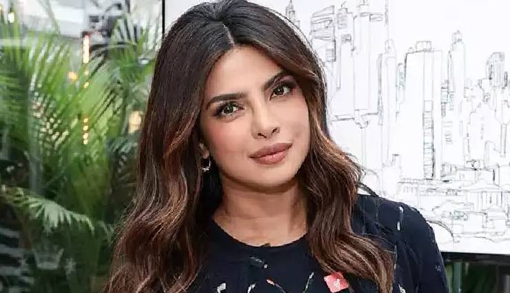 deepika padukone,actress deepika padukone,bajirao mastani,deewani mastani song,ranveer singh,priyanka chopra,head of state