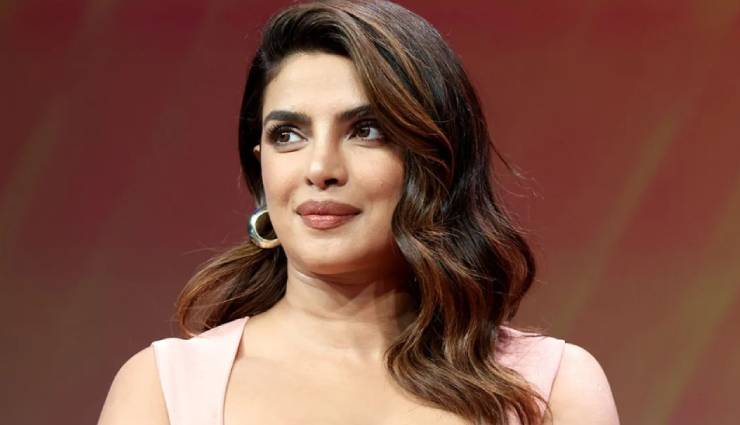 2 News : प्रियंका ने कहा, कभी फेवरेटिज्म तो कभी गर्लफ्रेंड के कारण झेला रिजेक्शन, इस एक्टर का वाट्सएप हुआ ब्लॉक