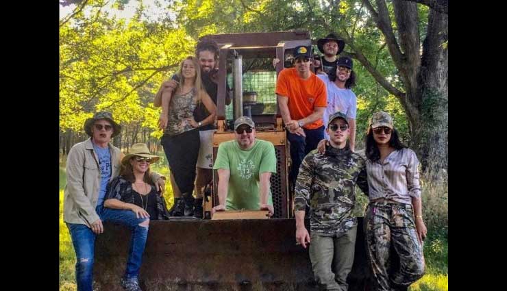 OMG... आखिर इस वजह से प्रियंका चोपड़ा के साथ निक ने करी अपने रिश्ते की शुरुआत, इंटरव्यू के दौरान किया खुलासा