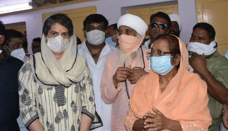 delhi congress,priyanka gandhi vadra,hathras incident,maharishi  valmiki temple,news