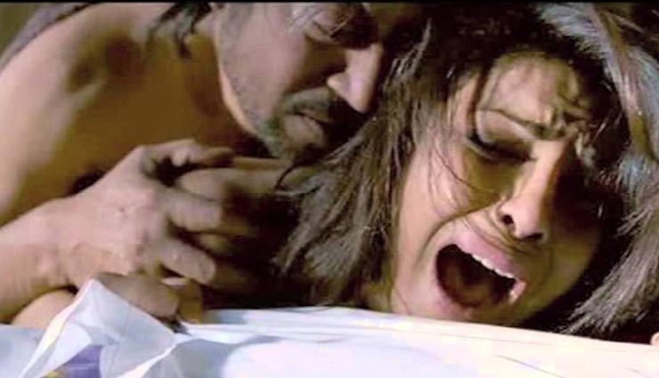 बोल्ड सीन्स शूट करने के पीछे छुपा है ये सच how bold scene are shot in bollywood movie,sunny leone in ek oaheli leea,priyanka in 7 khoon maaf,seema vishwash in bandit queen,ali zafar in london new york paris,intimate scene shot in bollywood,intimate scene in movies,facts about intimate scene in movies,vfx in bollywood movies