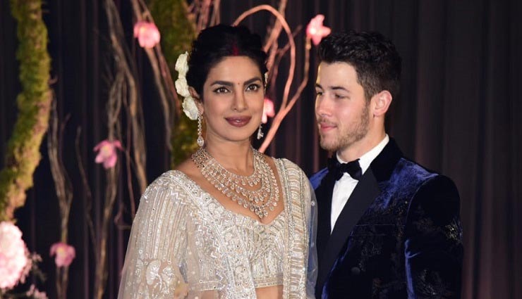 प्रियंका-निक की रिसेप्शन पार्टी में पहुंचे PM मोदी, नवविाहित जोड़े को दी शुभकामनाएं 