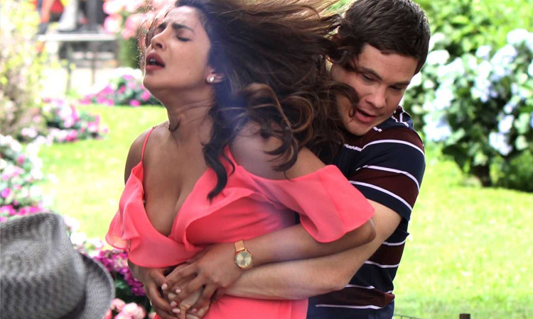 priyanka chopra,baywatch,bollywood news in hindi,entertainment news in hindi,isnt it romantic