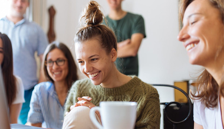 benefits of surrounding yourself with positive people,why you need positive people in life,importance of positive relationships,how positive people influence you,positive social circle benefits