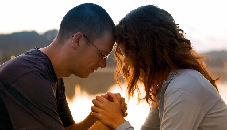 signs of true love,how to know someone loves you,emotional connection in love,genuine love indicators,real love signs,true affection,love vs infatuation,signs he truly loves you,emotional bonding,relationship authenticity