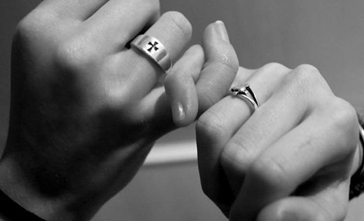 promises to your partner,happy promise day,promises done on promise day,happy valentines day,valentine day,valentine week,relationship tips,mates and me