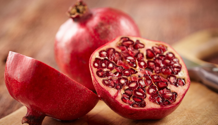 pomegranate face packs,skin care tips,beauty tips,home made face packs,fack pack for glowing skin