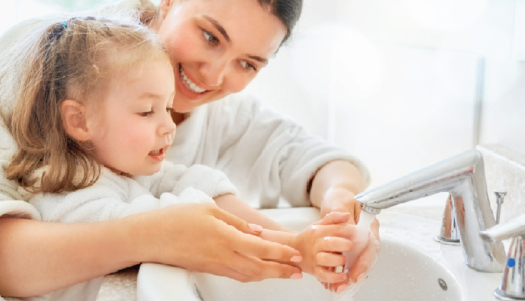 क्या आपके बच्चे सर्दियों में बार-बार बीमार पड़ते हैं? जानें उनकी इम्यूनिटी बढ़ाने के आसान उपाय boost kids immunity,winter health tips for children,increase childs immunity,protect kids from winter illnesses,childrens immune system,kids winter health,strengthen kids immunity,winter illness prevention,kids health tips,child immunity boosting tips